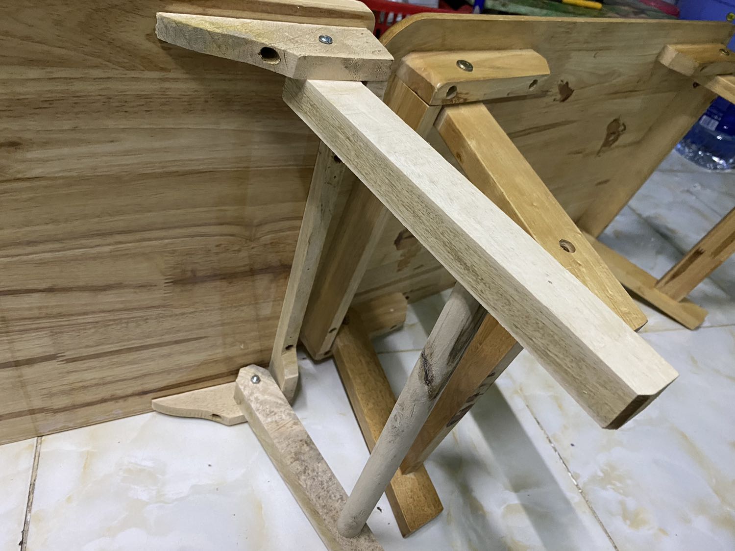 Sản phẩm quá dở. Lần đầu giao m đã nt cho shop báo sp quá lỗi và gửi đổi lại hàng.
Lần 2 nhận lại cũng là hàng như thế này. Hàng lỗi không thể tả nổi