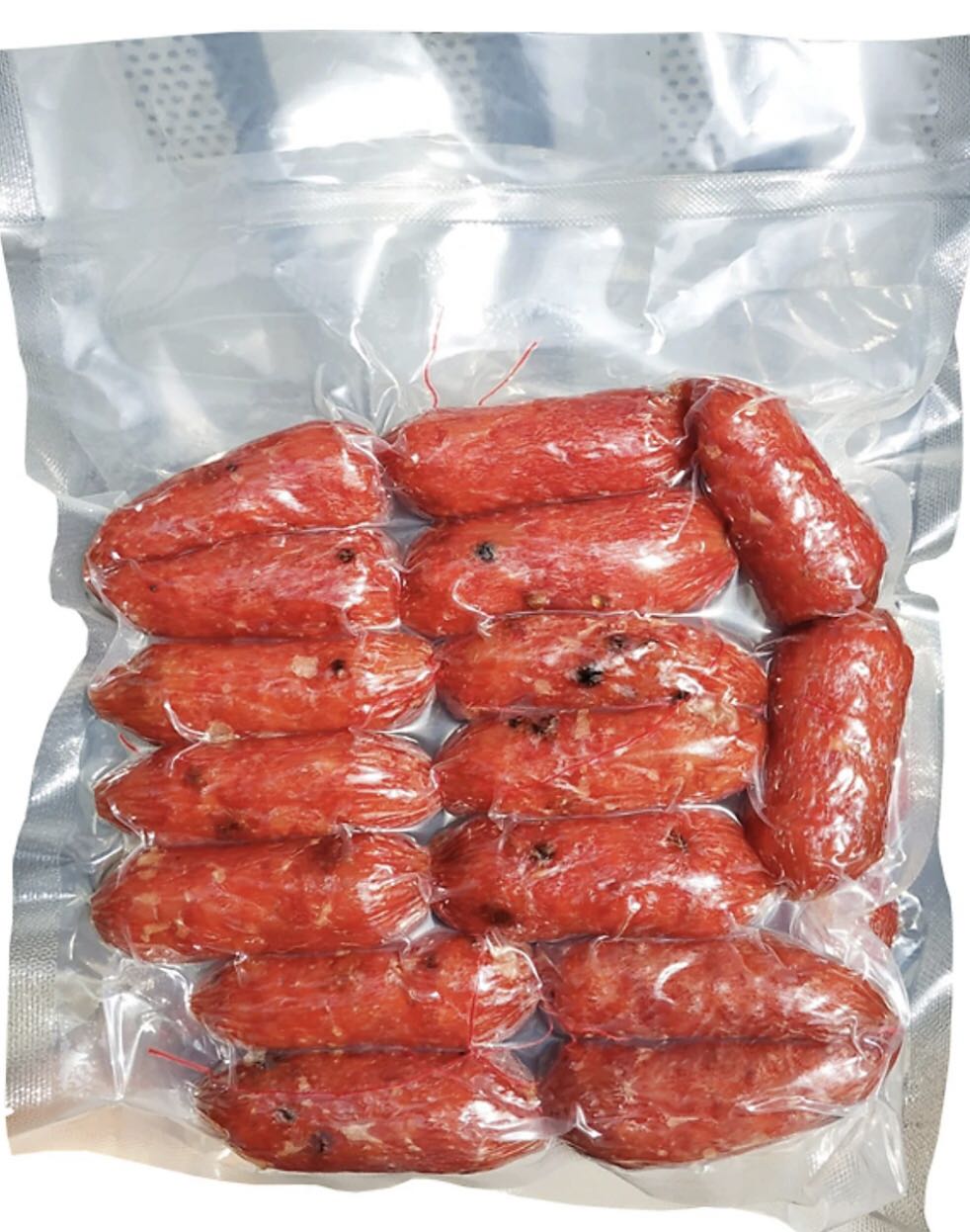 Chưa ăn nên không biết ngon hay không nhưng mua lạp tươi mà như lạp khô , màu đỏ quá , nhìn ko ok