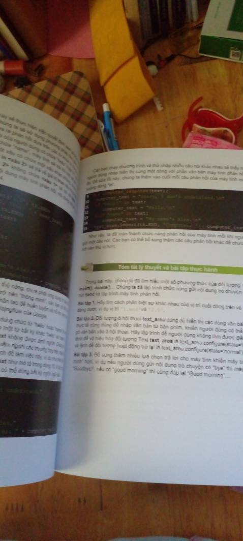 Sách đẹp, không bị quăng góc, in màu rất đẹp