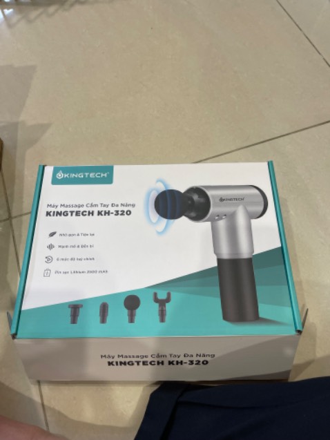 Mới sử dụng thử, máy êm, tốt, nhưng mới khui thùng thì máy đã bị trầy xước 😌 ko vui lắm nhoa
