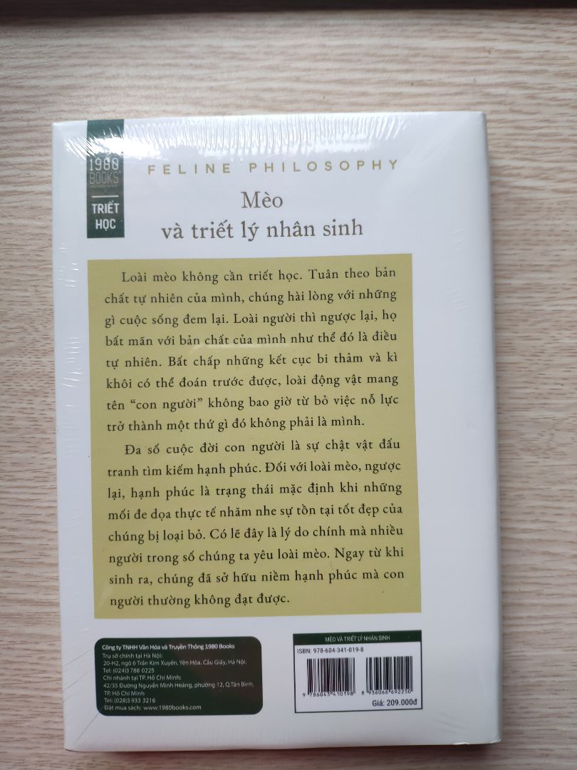 Về Giao hàng: Giao hàng nhanh
Về đóng gói: Tiki luôn tuyệt vời, gói đẹp
Về chất lượng sách: Tuyệt vời ông mặt trời
Về nội dung sách: toàn những tác phẩm bán chạy toàn cầu thì chất lượng không phải bàn.
Về giá cả: rẻ không tưởng

Xin cảm ơn TIKI ❤️❤️❤️