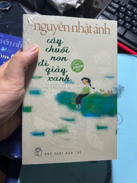 Lâu rồi k đặt tiki, nay mình được trải nghiệm lại, Tiki vẫn vậy vẫn đóng gói cẩn thận và chất lượng sách rất hài lòng luôn 🤤