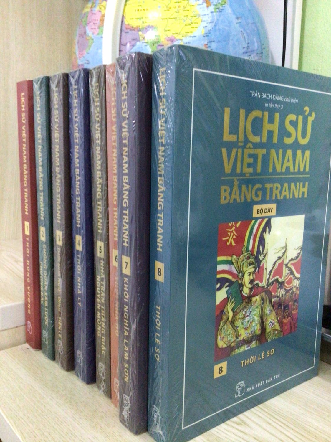 Giá sale hôm hội sách rẻ. Bé lớp 1 rất thich.