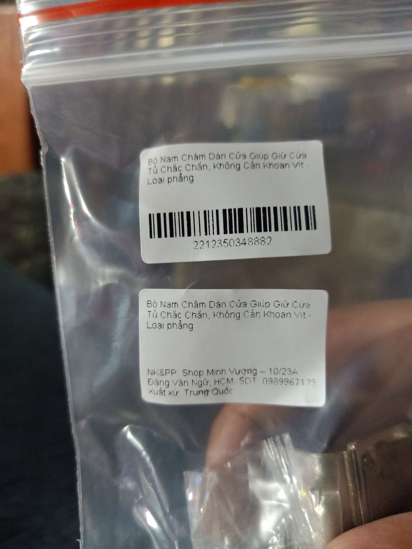 đặt phẳng giao sai mẫu. shop như qq người ta. toàn *** tiền khách