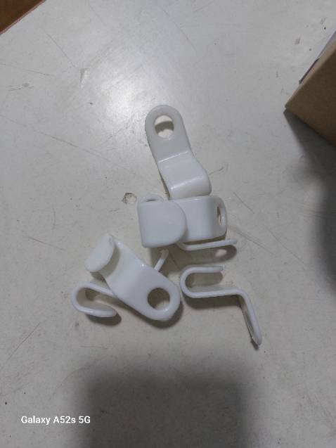 Sản phẩm tạm ổn, nhìn hơi cũ, đóng gói sơ xài