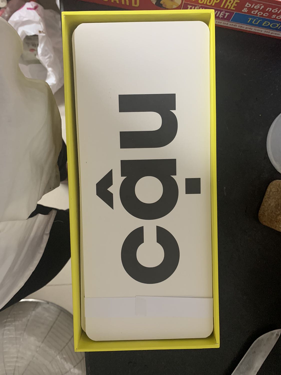 Bìa dày và dài, nói chung ko nên mua vì chủ đề ko có hình