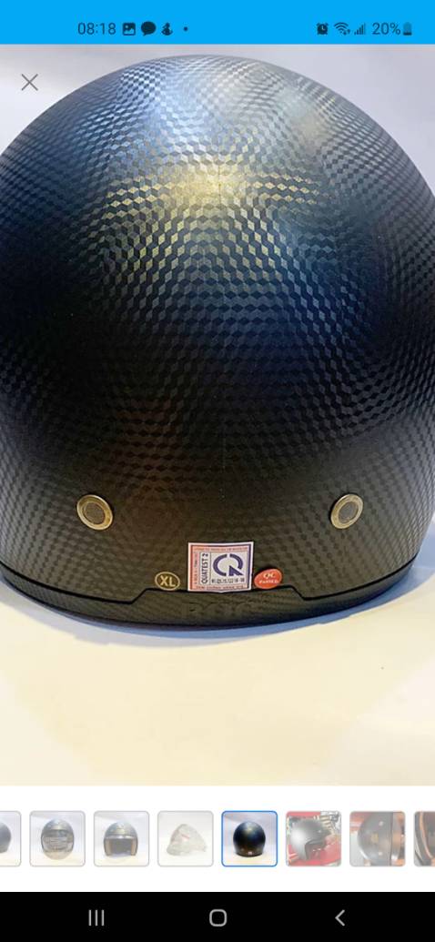 Giao nhanh, đủ phụ kiện. 
Nếu so sánh với hình mẫu của shop thì bị sai lệch:
- Logo in nhòe, màu không đẹp, không phải logo nổi của shop đăng
- Lỗ thông gió bằng nhựa, không phải inox lưới
- Miếng nhựa sau nón phía dưới không có chữ Roc.
Shop làm rõ cho mình những thắc mắc trên.