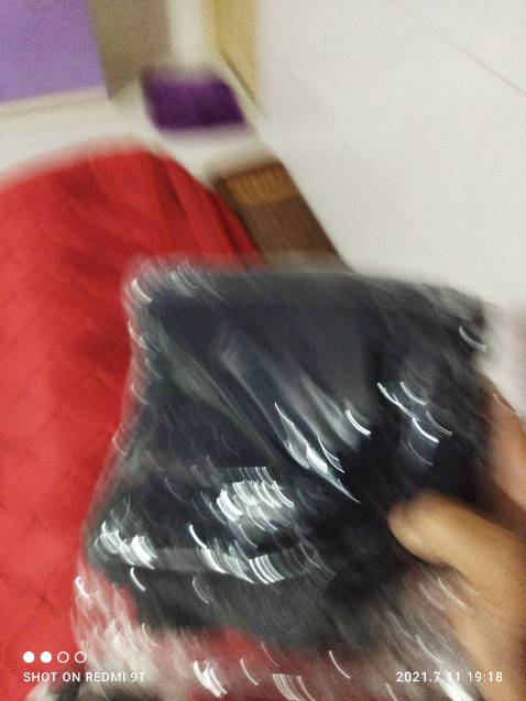 Đặt xanh đen , gửi màu này ,uy tín quá hen