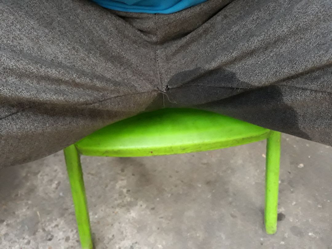 tôi mới mua hàng đầu tháng 8, giao hàng tốt nhưng sản phẩm RANDO có vấn đề, cả 2 lần đi mưa đều bị ướt đũng quần do nước ngấm qua đường chỉ may đũng quần, vấn đề này là lỗi hệ thống của RANDO, TIKI phản ánh với nhà sản xuất về vấn đề này để khác phục