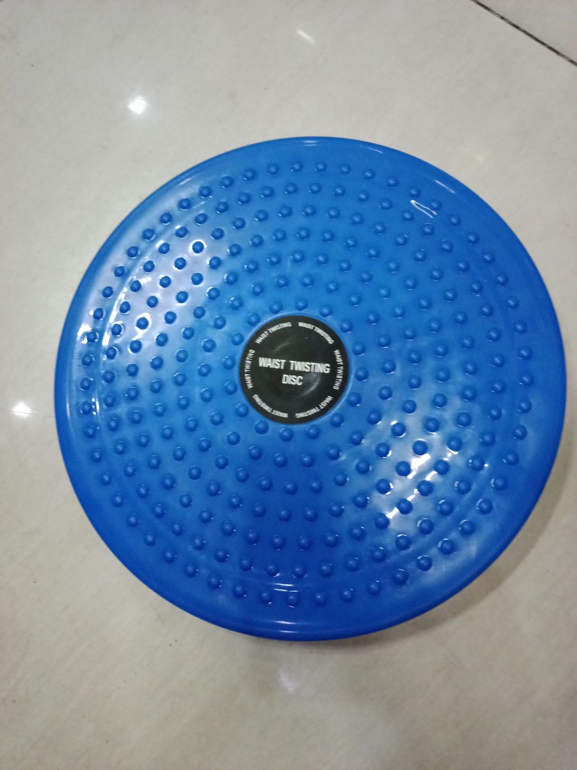 Mua 3 cái đĩa xoay của dododios mà cái nào cũng ưng. Cho bạn 2 chiếc, mình 1 chiếc đều ổn lắm
Đĩa rất tiện dụng mang đi tập cũng được mà shop cũng hỏi han sau khi nhận được hàng nên thấy rất ok vì chăm sóc khách hàng như vậy là phải rùi
Tiki giao hàng 2h nội thành khá nhanh ưng phết
Nói chung vì store quan tâm khách nên review có tâm lại thui. Có qua lại sau nay nhớ giảm mình nếu mình giới thịu cho nhé