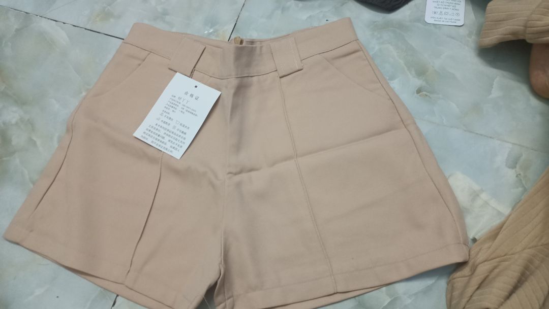 sản phẩm không giống mô tả, vải thô kệch, shop uy tín như *** sản phẩm không giống mô tả, vải thô kệch, shop uy tín như ***