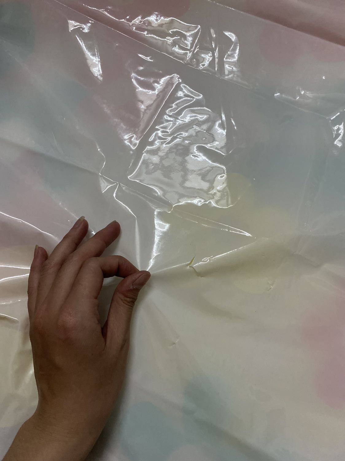 Mình mua 1 set, mà 1 túi lớn bị rách, 3 túi nhỏ thì chỉ là túi zip k có lỗ để hút chân không ...