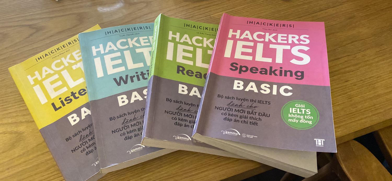 Bộ sách này là bộ sách cơ bản để bước vào Ielts. Ko như những sách khác là ập vào giải đề mà sẽ đi từng bước cơ bản như ôn lại ngữ pháp, phát âm, từ vựng mà các bạn có thể chưa vững. Sách hay và hợp với các bạn muốn bắt đầu ôn Ielts tại nhà mà chưa biết bắt đầu như thế nào. Luyện xong bộ này, các bạn sẽ nắm dc tiếng anh cơ bản để bắt đầu luyện ở mức cao hơn.