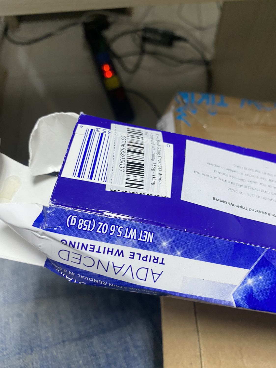 Đóng gói vận chuyển quá tệ, nát luôn cả hộp