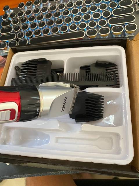 Nói chung là sài củng được, cắt được, giá cả oke, ổn áp. mua về cắt lông thú cưng củng được