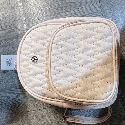 Balo xịn chất lượng giao nhanh nha