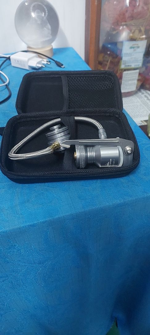 Phù hợp hình ảnh được mô tả, bên ngoài nhìn có vẽ nhỏ nhắn hơn trong hình