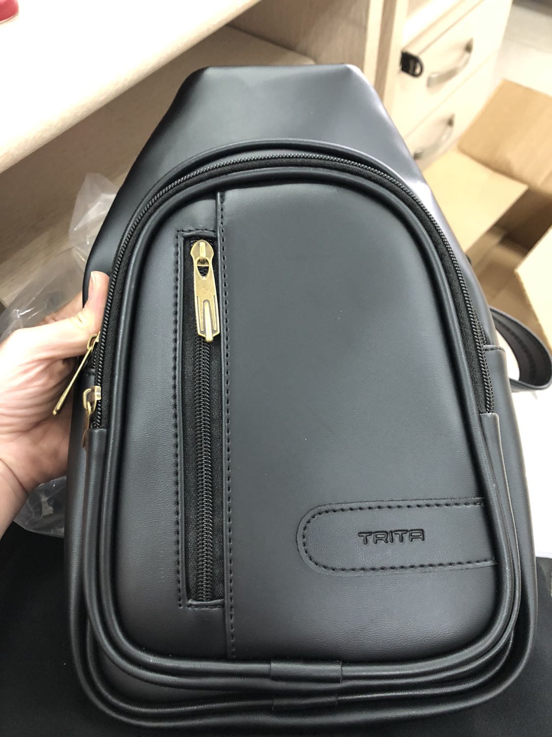 Balo rất đẹp
Giao hàng có chút vấn đề nhg nhân viên giải quyết nhanh chóng 
Rất ưng
Sẽ còn ủng hộ shop