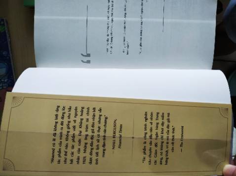 Sách đẹp, giao hàng nhanh. Mua 2 quyển lúc giảm giá lại được tặng bộ bookmark.