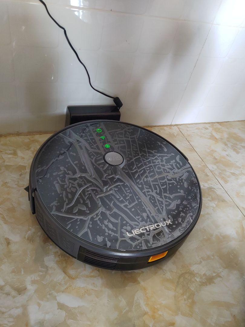 sản phẩm tương đương với giá tiền, xài khá là ổn tuy cũng còn chưa thông minh lắm, nhưng nói chung hài lòng!