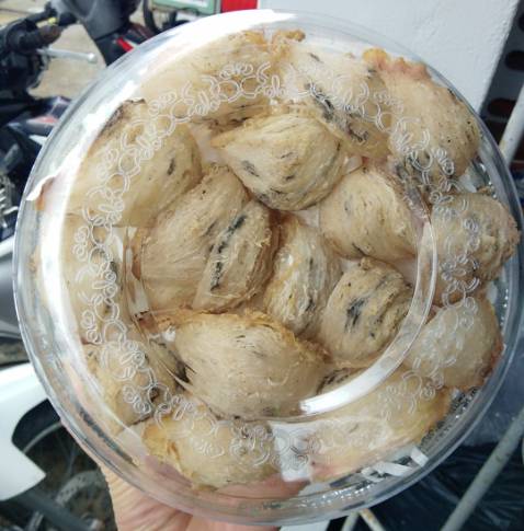 Mùi dễ chịu, rửa sạch, không hại da tay
Mình không chụp hình, mọi người thông cảm, mình đăng đỡ hình yến sào Khánh Hoà