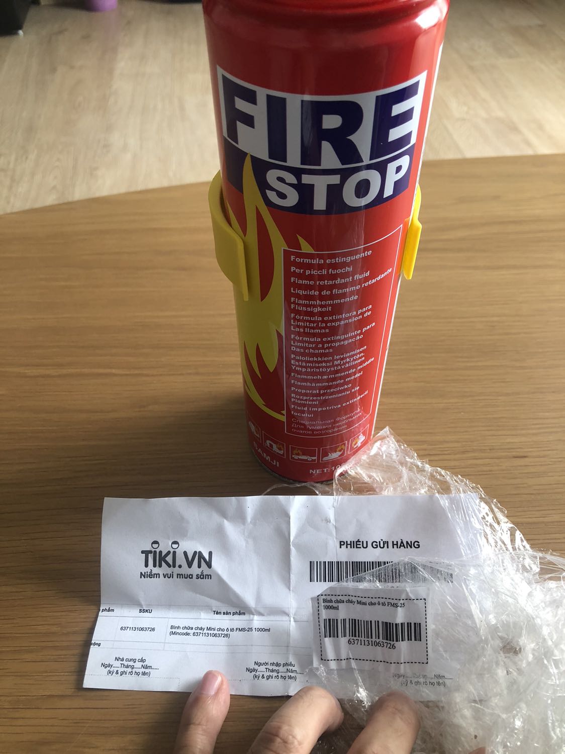 Sản phẩm bị rỉ sét, không có hạn sử dụng nên tôi không biết có an toàn để dùng hay không. Sẽ tốt hơn và an tâm hơn khi Tiki kiểm định chất lượng sản phẩm trước khi nhận để giao cho khách hàng.