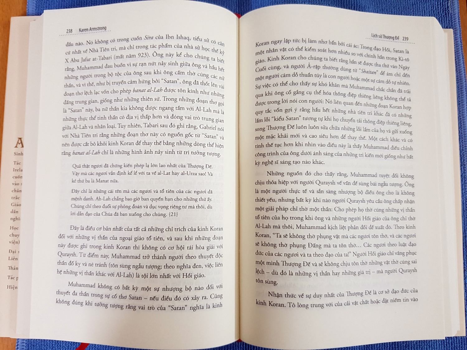 Sách dành cho những người có nền tảng về Tôn giáo, nhất là các Tôn giáo Độc thần...
Sách là một công trình công phu và mang lại nhiều kiến thức.

Sách đẹp và giấy đẹp, chữ rõ.

Khi mua sách, nên dùng tính năng bọc sách, nhìn sẽ sạch và đẹp hơn.
Mình mua nhưng k bọc, nên giờ hơi tiếc và sợ bẩn.

Sách dở một chỗ là bìa cứng thì k in mặt, chỉ có vỏ.... hơi tiếc.