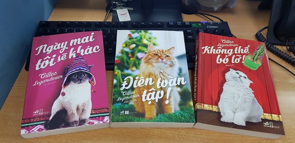 Tiki giao hàng nhanh , mình hài lòng về sản phẩm.
Một cuốn sách nhẹ nhàng , hài hước và đầy ắp những bất ngờ thú vị!