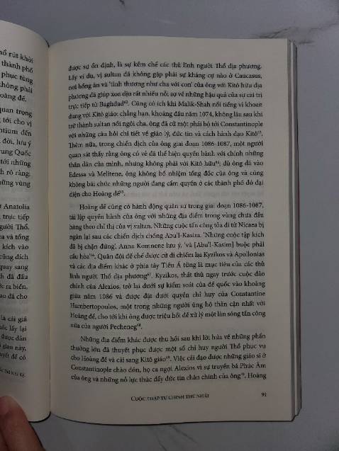 Nội dung hay, nhiều đoạn viết sâu sắc. Mở ra một chân trời mới về cuộc thập tự chinh vĩ đại.