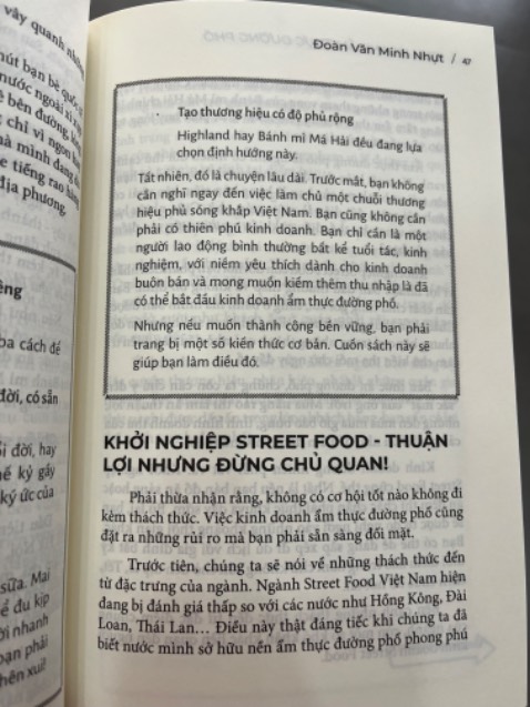 Nội dung rất hay và phù hợp cho nhưng ai muốn kinh doanh ẩm thực đường phố từ số vốn ít ỏi chỉ vài triệu đồng. Tiki giao hàng nhanh, shipper nhiệt tình. Nội dung rất hay và phù hợp cho nhưng ai muốn kinh doanh ẩm thực đường phố từ số vốn ít ỏi chỉ vài triệu đồng. Tiki giao hàng nhanh, shipper nhiệt tình.