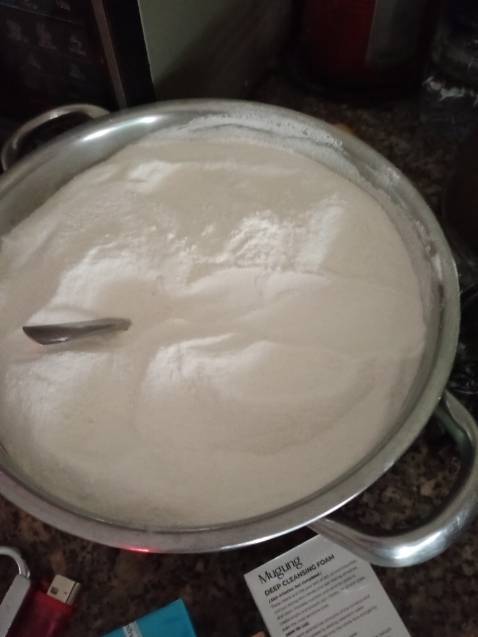 Máy nhỏ gọn, xinh xắn. Nhưng bé mà có võ. Chạy khá em, say bột mịn khỏi chê luôn.  Rất hợp với nhu cầu sử dụng gia đình.