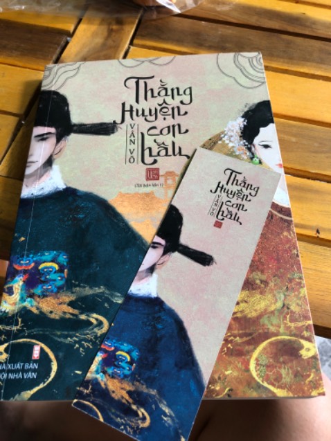 Giao hàng nhanh, đọc rồi mới thấm được tình cảm của nhân vật và lời văn của tác giả, câu chuyện không dài cũng không ngắn nhưng mang đầy tình người và sự chân chất qua lời văn của chị❤️❤️