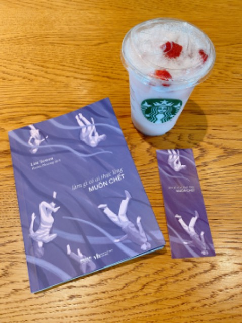 Bìa sách ấn tượng, giao hàng nhanh, nội dung sâu sắc. 

“Nỗi đau là không thể tránh khỏi, nhưng tuyệt vọng hay không là do lựa chọn.”