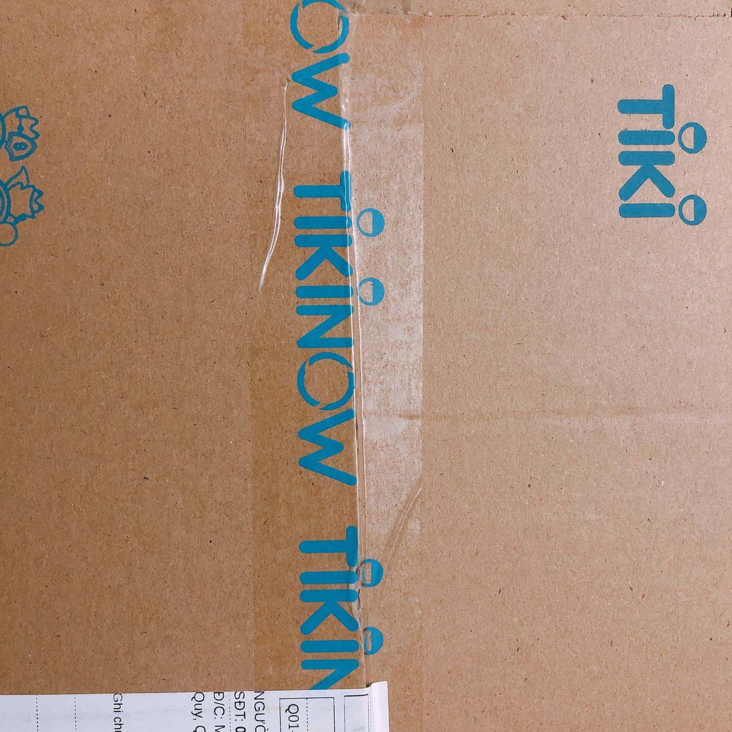 Sản phẩm nhận giống hình cung cấp, màu đen sạch :)) có cổng sạc USB như hình, bỏ vừa laptop 15,6 inch to bự chảng của mình ? hy vọng xài bền lâu thì sẽ mua tiếp~ Sản phẩm nhận giống hình cung cấp, màu đen sạch :)) có cổng sạc USB như hình, bỏ vừa laptop 15,6 inch to bự chảng của mình ? hy vọng xài bền lâu thì sẽ mua tiếp~