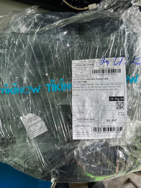 Giao hàng cực kì nhanh, đặt hàng lúc 16.29p ngày *** hôm sau giao lúc 3h30. Cảm nhận đầu tiên là ghế đẹp, ngồi rất êm, thoáng khí. Còn về độ bền thì để thời gian xài mới biết. 5 sao