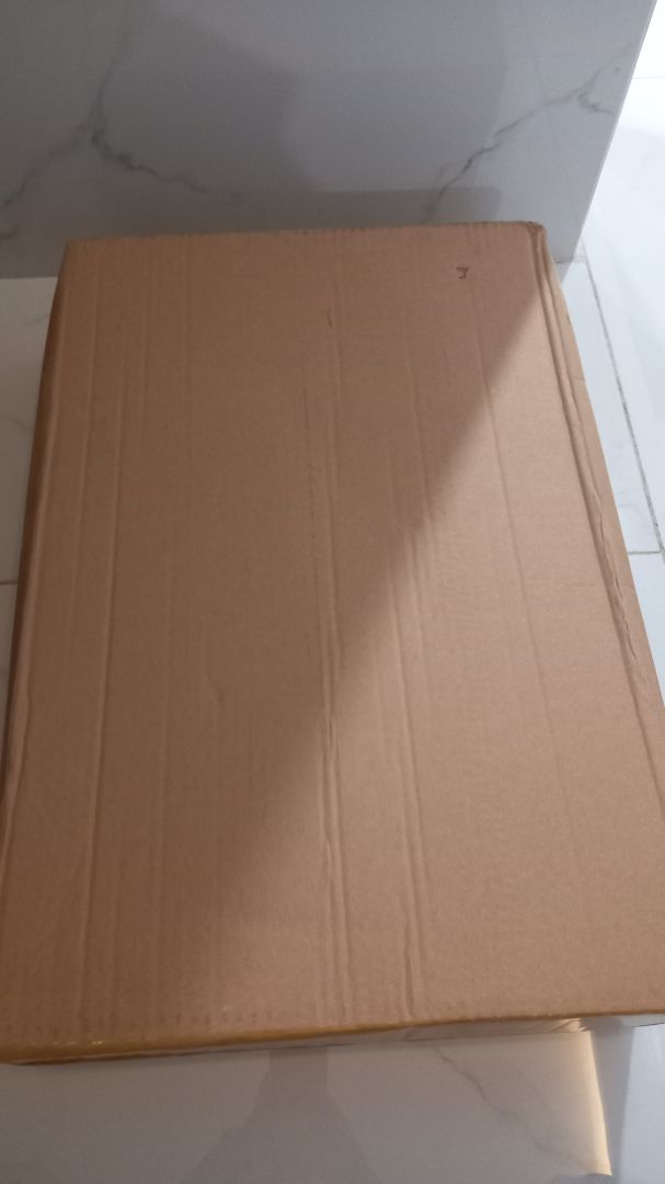 sản phẩm đóng gói cẩn thận, giao nhanh, giấy dai, mịn