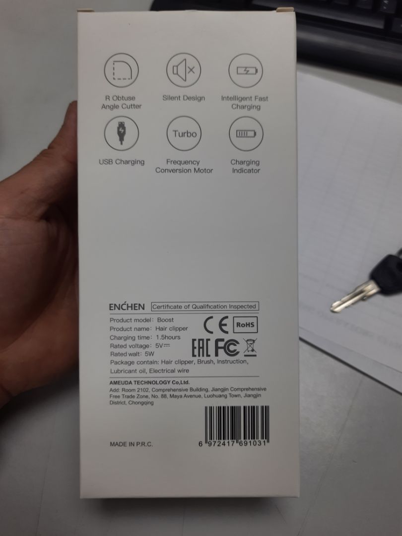 mình mới lấy chưa sử dụng nhưng cảm nhận rất chắc chắn, đường nét sắc xảo, cổng sạc type C