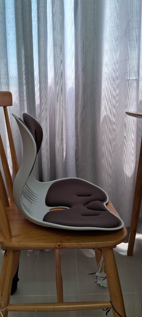 Đẹp,  cứng cáp ngồi tạm ok.  bền vững phải chờ thời gian. Ai béo bụng khó đẩy mông vào sâu dc.  Thích hợp nhất cho ai bụng vừa phải