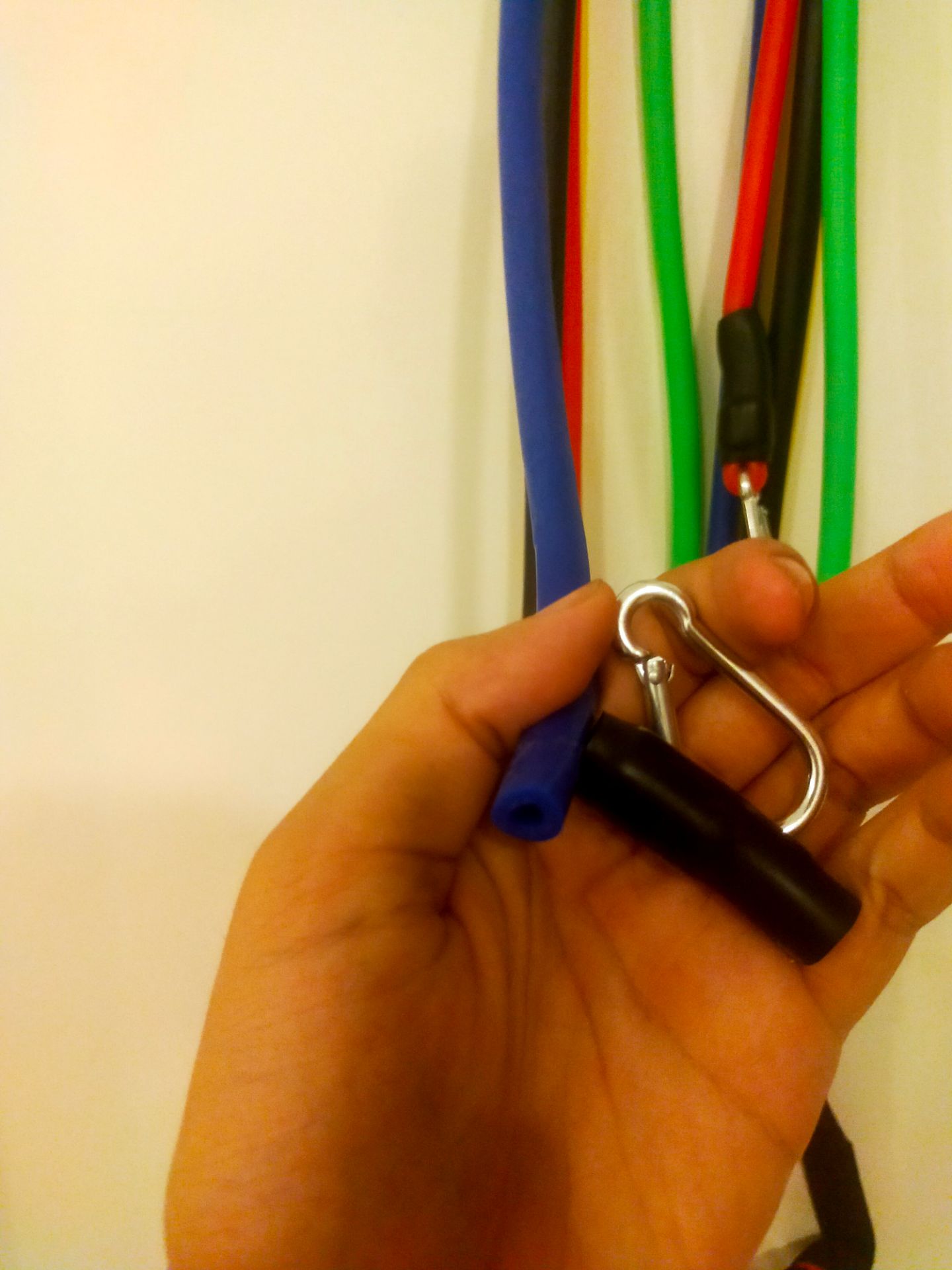 dây kéo mới dùng 2 ngày bị đứt. chán quá!! tiki xem chất lượng sản phẩm thế nào, cái này sử dụng đứt là rất nguy hiểm.