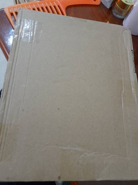 Mình mới nhân hàng ấn tương nhất la sách đươc gói rất cẩn than măc dù vân chuyển đường xa nhưng hôp hàng ko hề bi móp.mình chưa doc nhưng giấy dep chữ rõ ràng.