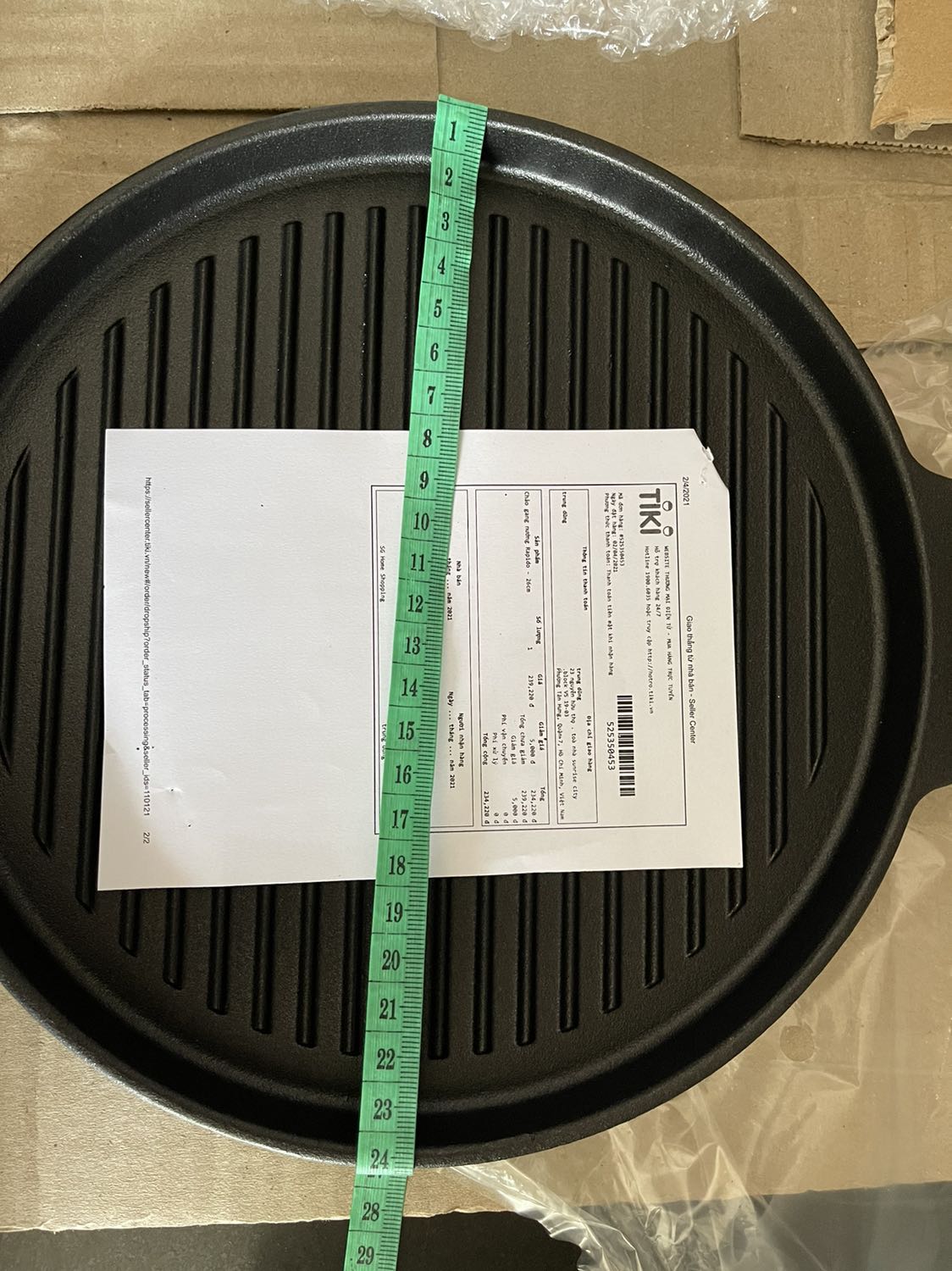 Rất không hài lòng , mua chảo 26cm giao 24 cm . Yêu cầu đổi trả . Gây phiền phức cho khác hàng