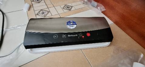 Không hút chân không được, chỉ gọi là hút 1 chút không khí ra ngoài. Tôi muốn đổi sản phẩm