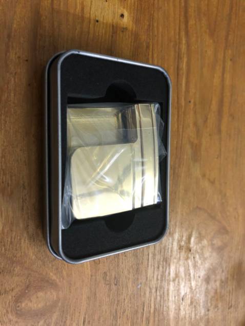 Mẫu đẹp đầy đủ các chi tiết như quảng cáo, ông xã nhà mình khen rất dễ dùng đi công trường rất thời trang mà k tạo cảm giác khó chịu khi ngủ chất lượng ổn phù hợp với giá tiền, tặng shop 5 sao