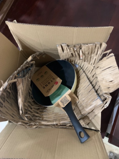 Chảo chắc chắn, dày hơn các chảo cùng hg đã mua trước, đóng gói cẩn thận