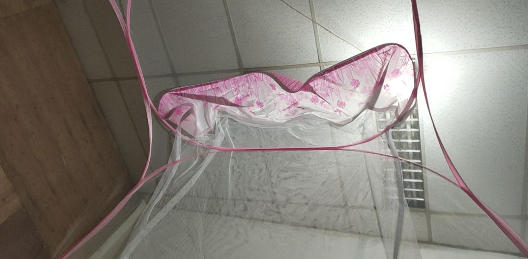 vải mùng hơi mỏng ko đc dày nhưng độ bền thì mình chưa bit nói chug cũng tạm ổn đe mình xài coi độ bền đc bao lâu so với số tiền