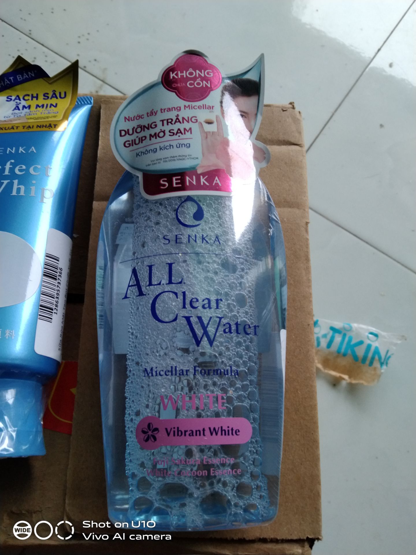 Mình thấy rửa cũng sạch, giá 69k được tặng bông tạo bọt. Thêm một điểm cộng lớn nữa là giao hàng rất nhanh, chỉ có một ngày là có hàng. số lượng đầy đủ, như hàng đã đặt. dùng lâu thì mình chua biết ntn.