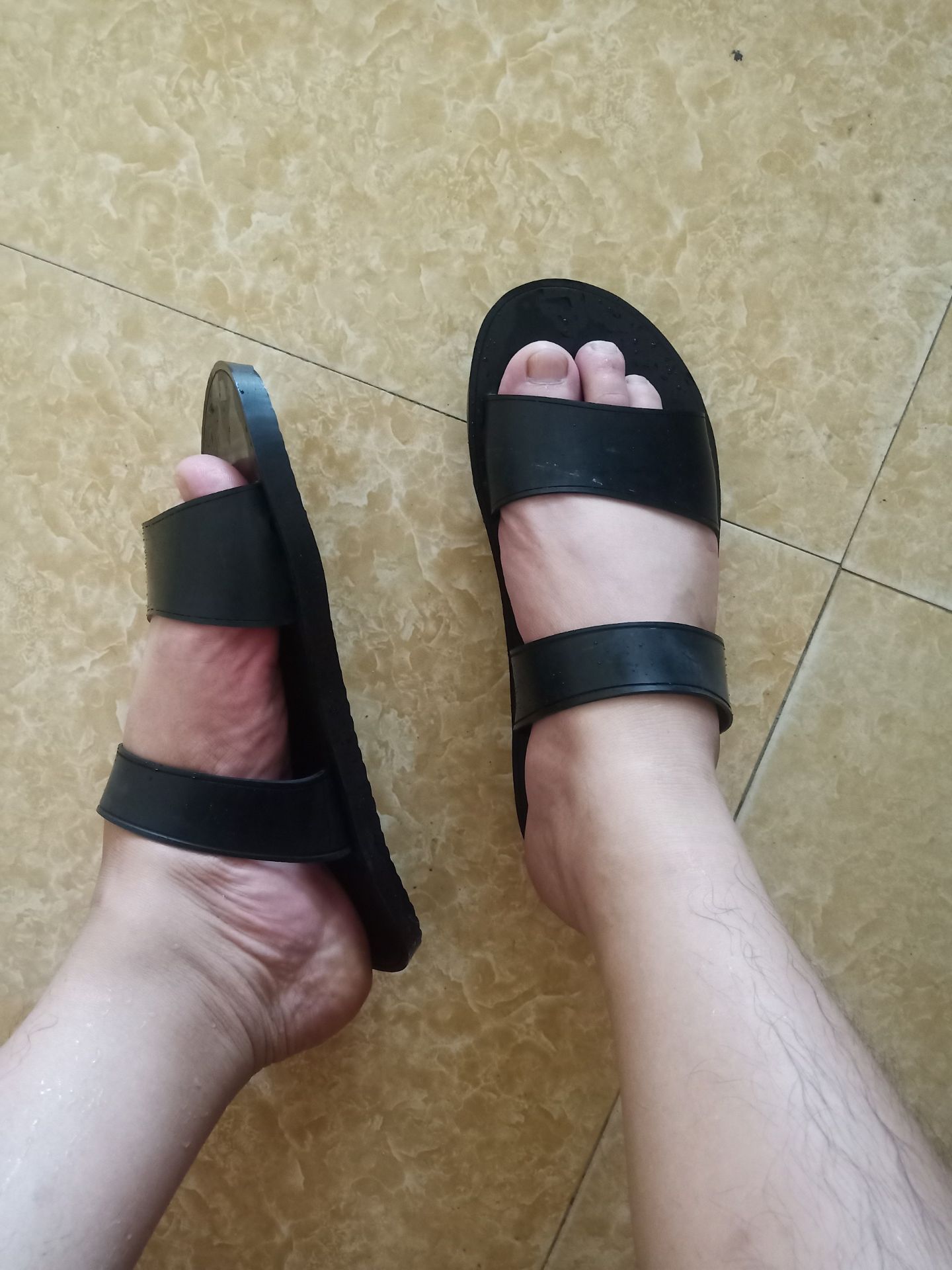 Đi được, nhưng mẫu gửi không giống.