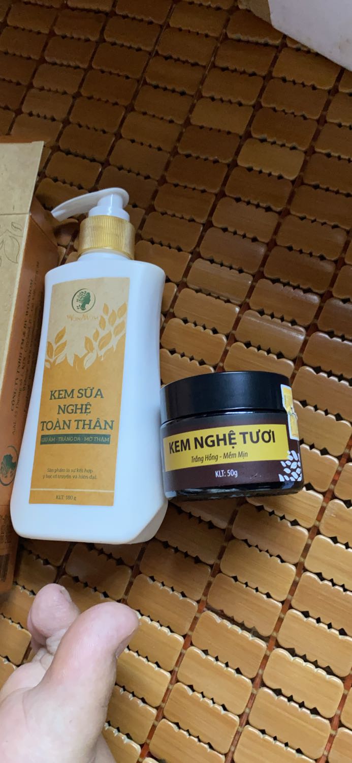 sản phẩm tốt.chất kem dễ xài.hi vọng cải thiện da sau sinh