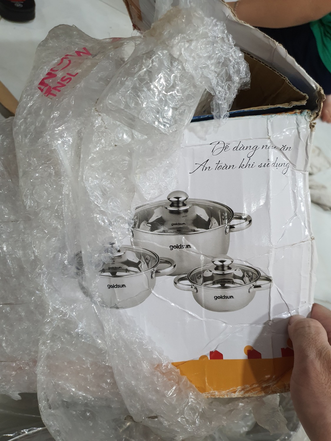 Đặt nồi chưng yến Homepro HP-7M 700ml
Nhận được bộ nồi goldsun????