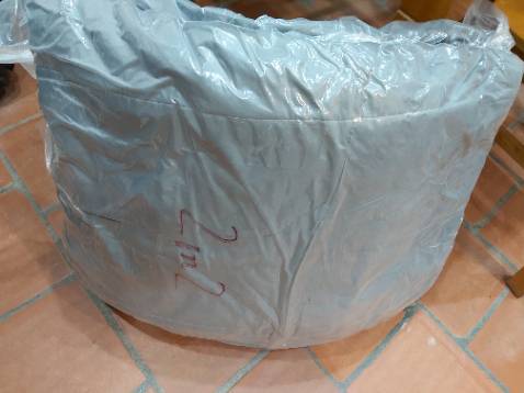 Shop bán hàng kiểu j vậy? Mua chiếu trúc tăm vân gỗ gấp 2x2m2 mà giao ruột chăn à